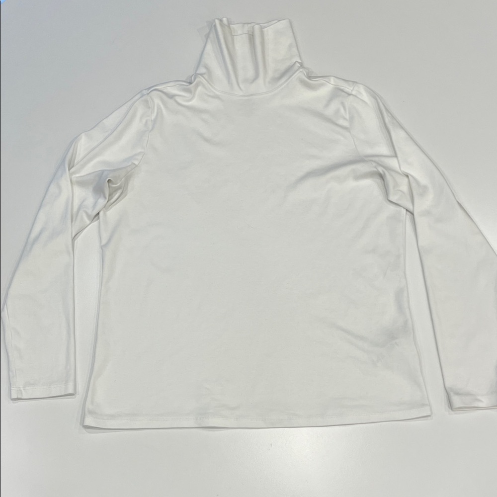 L.L.Bean White Turtleneck Top Medium